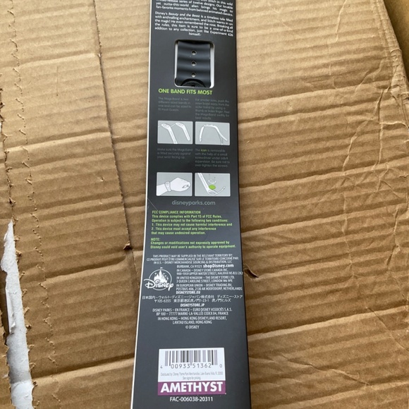 Disney stitch crashes beauty and the beast magic band - Picture 2 of 2